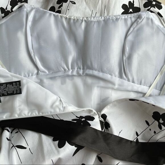 A.P.N.Y White Black Floral Summer Dress Sz 10 - Picture 12 of 13
